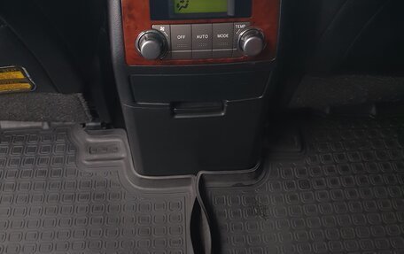 Toyota Highlander III, 2011 год, 2 330 000 рублей, 15 фотография