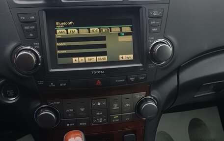 Toyota Highlander III, 2011 год, 2 330 000 рублей, 11 фотография