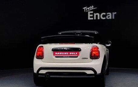 MINI Cabrio, 2022 год, 1 790 000 рублей, 4 фотография