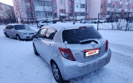 Toyota Vitz, 2013 год, 620 000 рублей, 5 фотография