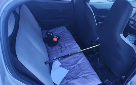 Toyota Vitz, 2013 год, 620 000 рублей, 8 фотография