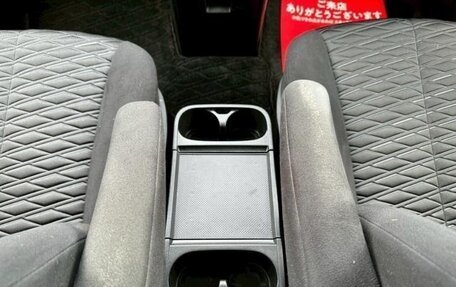 Mitsubishi Delica D:5 I, 2022 год, 2 900 000 рублей, 13 фотография