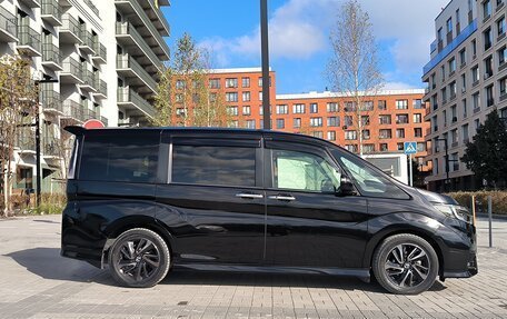 Honda Stepwgn IV, 2020 год, 2 600 000 рублей, 6 фотография