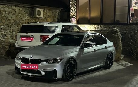 BMW 3 серия, 2018 год, 2 850 000 рублей, 15 фотография