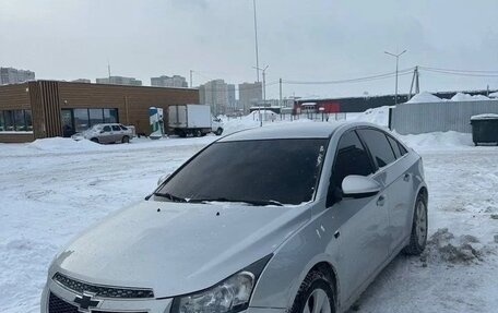Chevrolet Cruze II, 2011 год, 680 000 рублей, 7 фотография