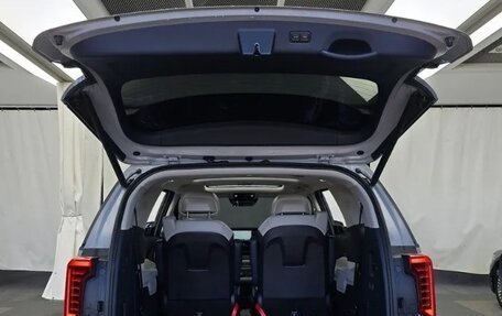 KIA Carnival, 2025 год, 5 650 000 рублей, 13 фотография