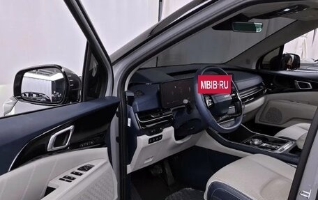 KIA Carnival, 2025 год, 5 650 000 рублей, 7 фотография