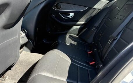 Mercedes-Benz C-Класс, 2019 год, 1 900 000 рублей, 15 фотография