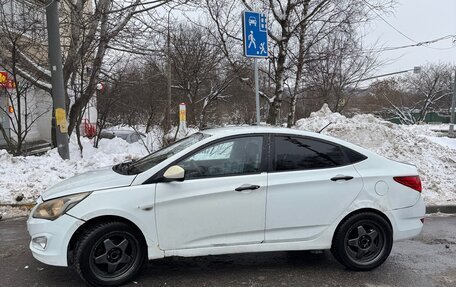 Hyundai Solaris II рестайлинг, 2013 год, 480 000 рублей, 4 фотография