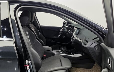 BMW 1 серия, 2021 год, 2 348 000 рублей, 11 фотография