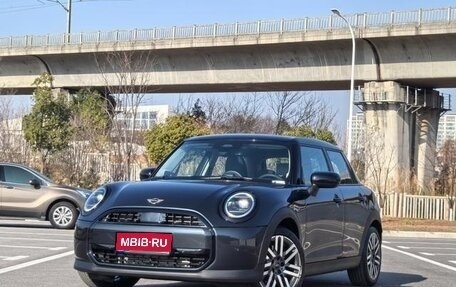 MINI Hatch, 2025 год, 3 800 000 рублей, 1 фотография