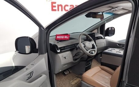 Hyundai Staria, 2024 год, 4 400 009 рублей, 7 фотография