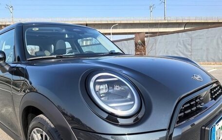 MINI Hatch, 2025 год, 3 800 000 рублей, 4 фотография