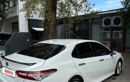 Toyota Camry, 2020 год, 2 700 000 рублей, 7 фотография