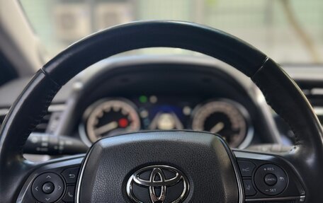 Toyota Camry, 2020 год, 2 700 000 рублей, 19 фотография