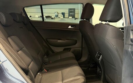 KIA Sportage IV рестайлинг, 2018 год, 1 920 000 рублей, 10 фотография