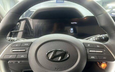 Hyundai Elantra, 2022 год, 1 550 000 рублей, 8 фотография