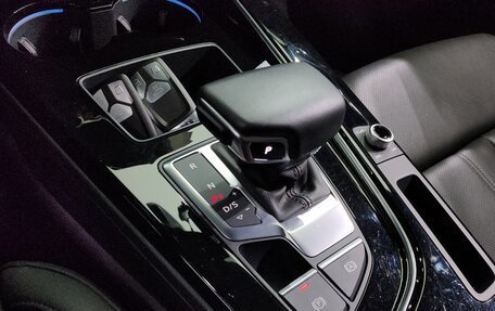 Audi A4, 2021 год, 2 330 000 рублей, 6 фотография