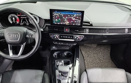 Audi A4, 2021 год, 2 330 000 рублей, 10 фотография