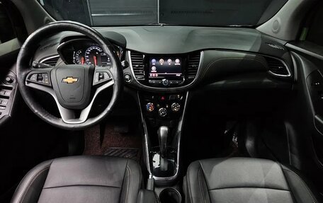 Chevrolet Trax, 2021 год, 1 140 100 рублей, 6 фотография