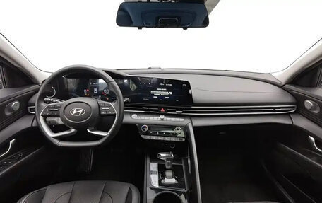 Hyundai Elantra, 2023 год, 1 755 888 рублей, 5 фотография