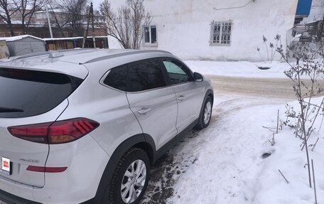 Hyundai Tucson III, 2019 год, 2 350 000 рублей, 2 фотография