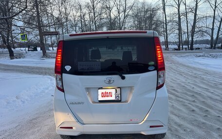 Toyota Roomy I, 2018 год, 995 000 рублей, 4 фотография