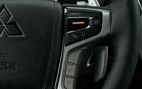 Mitsubishi Pajero Sport III рестайлинг, 2018 год, 3 149 000 рублей, 24 фотография