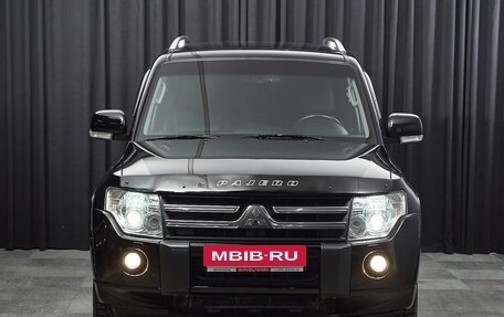 Mitsubishi Pajero IV, 2011 год, 2 147 000 рублей, 2 фотография