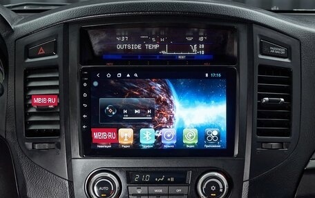 Mitsubishi Pajero IV, 2011 год, 2 147 000 рублей, 13 фотография