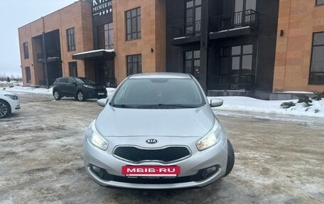 KIA cee'd III, 2013 год, 735 000 рублей, 2 фотография