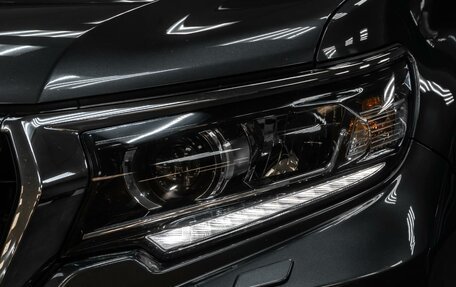 Toyota Land Cruiser Prado 150 рестайлинг 2, 2017 год, 3 777 000 рублей, 11 фотография