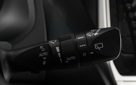 Toyota Land Cruiser Prado 150 рестайлинг 2, 2017 год, 3 777 000 рублей, 31 фотография