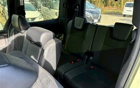 Toyota Voxy III, 2021 год, 1 778 000 рублей, 11 фотография