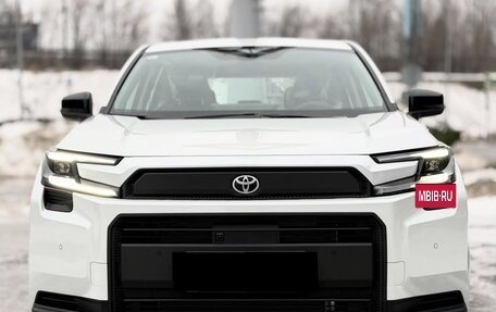 Toyota RAV4, 2026 год, 4 650 000 рублей, 2 фотография