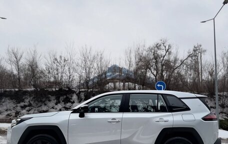 Toyota RAV4, 2026 год, 4 650 000 рублей, 6 фотография