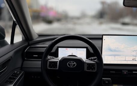 Toyota RAV4, 2026 год, 4 650 000 рублей, 8 фотография