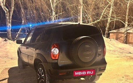 Chevrolet Niva I рестайлинг, 2012 год, 540 000 рублей, 4 фотография