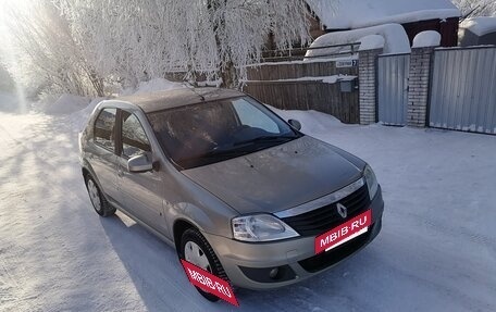 Renault Logan I, 2010 год, 450 000 рублей, 3 фотография