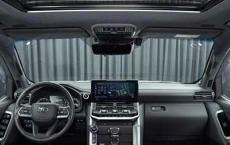 Toyota Land Cruiser, 2022 год, 12 000 000 рублей, 7 фотография