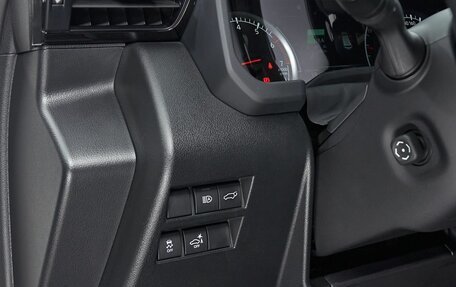 Toyota Land Cruiser, 2022 год, 12 000 000 рублей, 10 фотография