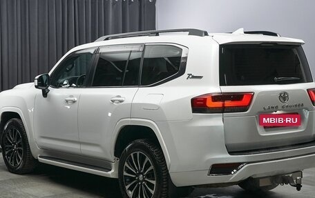 Toyota Land Cruiser, 2022 год, 12 000 000 рублей, 6 фотография