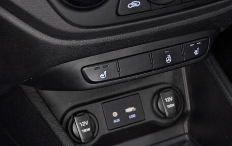 Hyundai Solaris II рестайлинг, 2017 год, 1 147 000 рублей, 15 фотография