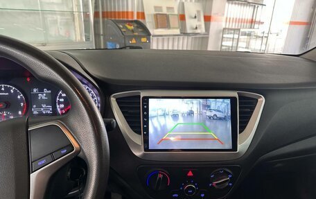 Hyundai Solaris II рестайлинг, 2018 год, 1 320 000 рублей, 13 фотография