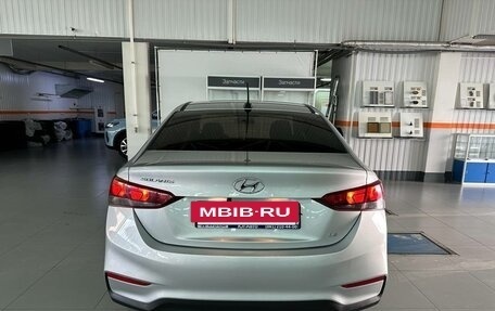 Hyundai Solaris II рестайлинг, 2018 год, 1 320 000 рублей, 6 фотография