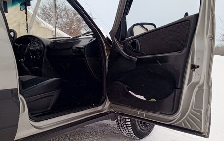 Chevrolet Niva I рестайлинг, 2014 год, 680 000 рублей, 16 фотография