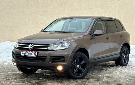 Volkswagen Touareg III, 2011 год, 2 000 000 рублей, 1 фотография