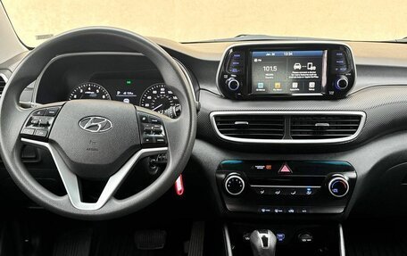 Hyundai Tucson III, 2019 год, 2 150 000 рублей, 10 фотография