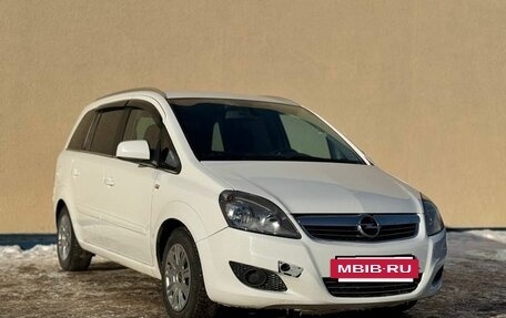 Opel Zafira B, 2011 год, 800 000 рублей, 3 фотография