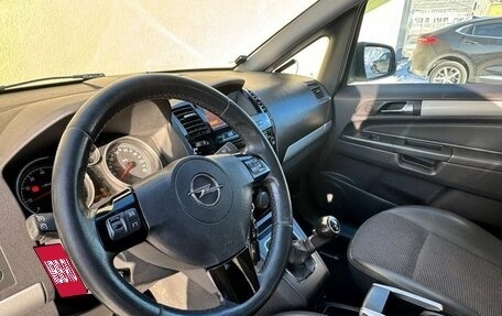 Opel Zafira B, 2011 год, 800 000 рублей, 11 фотография